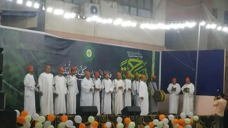 شاهد بالفيديو .. الطريقة البرهانية الدسوقية الشاذلية تحتفل بالمولد النبوى الشريف فى الحوامدية