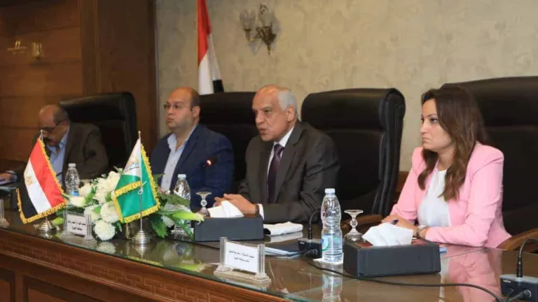 لهذا الأسباب .. محافظ الجيزة: يطالب بتقرير يومي عن أسعار السلع التموينية