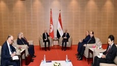على هامش القمة العربية فى الجزائر .. الرئيس السيسى يلتقى برئيس تونس