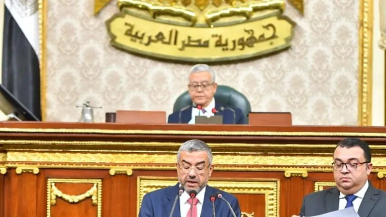 هذا ما فعله رئيس مجلس النواب في بداية الجلسة العامة