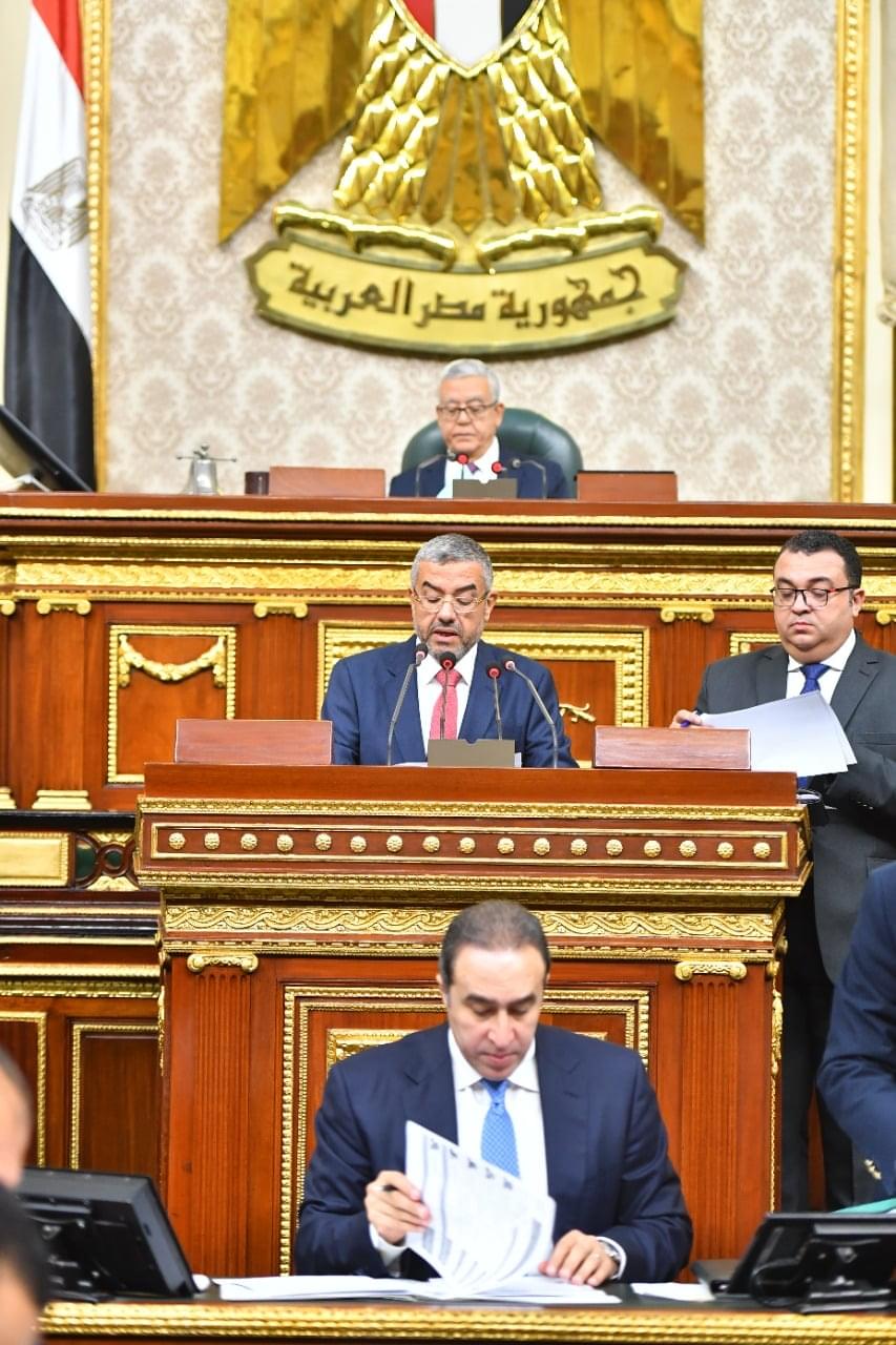 مجلس النواب يوافق نهائيا على مشروع قانون بشأن تقرير بعض التيسيرات للمصريين المقيمين بالخارج