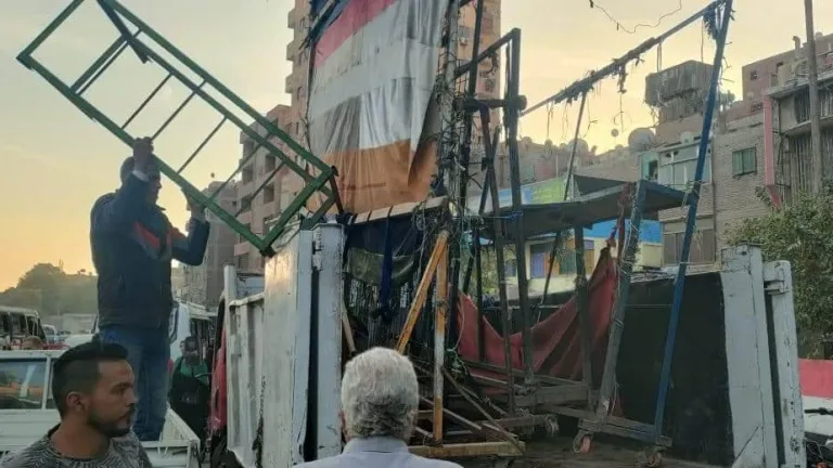 محافظة الجيزة ترفع ١٦٥٠ حاله اشغال بشوارع حي الهرم .. ايقاف أعمال اقامه محلات بالمخالفة بهضبه الاهرام واللبيني وقاعه أفراح بالمنصورية
