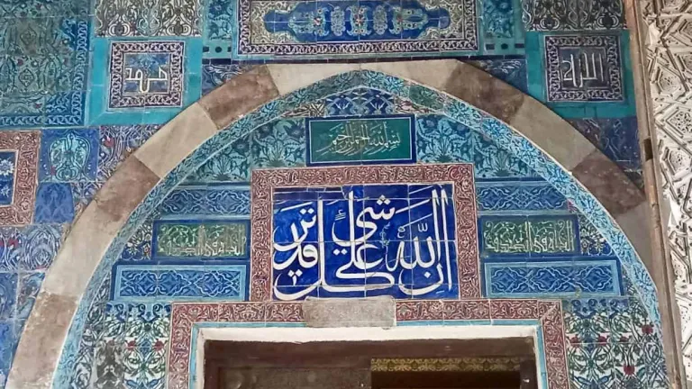 تعرف على التفاصيل المعمارية لقصر الأمير محمد علي بالمنيل