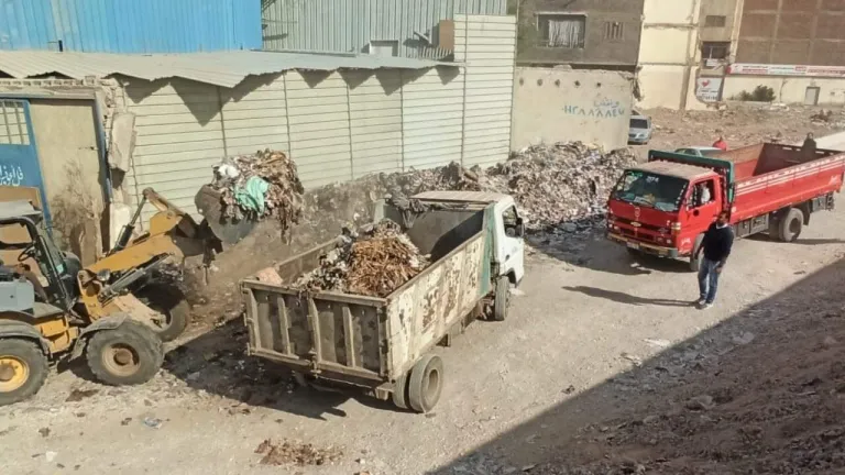 محافظة الجيزة : رفع 210 طن مخلفات من هذه المناطق