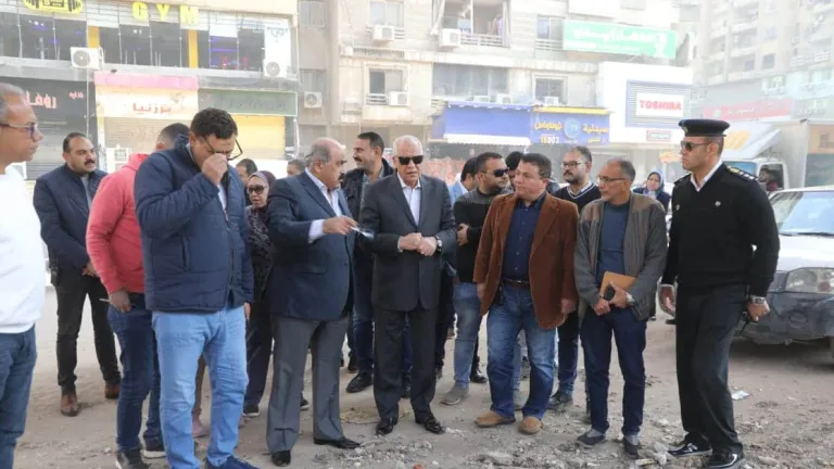 ميدانياً .. محافظ الجيزة: يعاين نسب تنفيذ تغطية ترعه المريوطية بهذه القطاعات