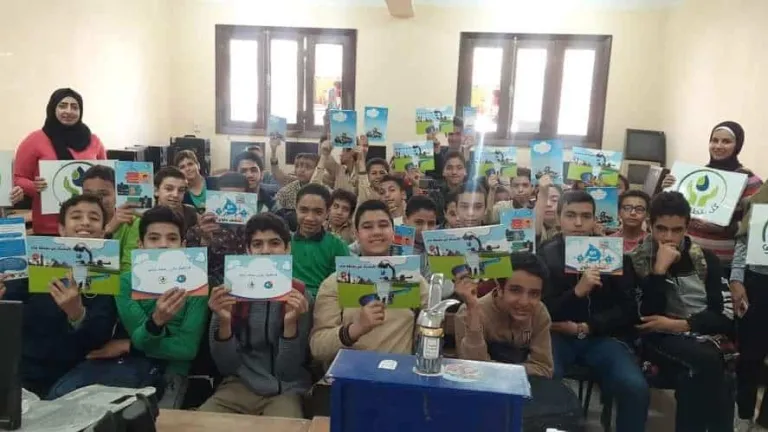 مياه الشرب بالجيزة .. ندوات توعية مائية بالمعاهد الأزهرية .. وزيارة طلبة معهد الحصري الأزهري لمحطة مياه إمبابة