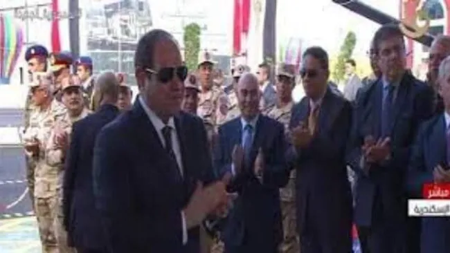 لاضافة شريان جديد .. الرئيس السيسي يفتتح محور " المشير أبو ذكري" بالإسكندرية