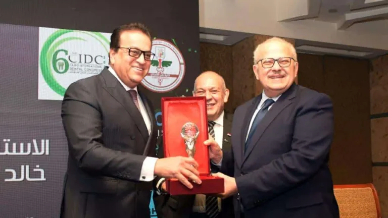 رئيس جامعة القاهرة ووزير الصحة يفتتحان المؤتمر العلمي الدولي "نحو طب الأسنان الرقمي والأخضر"