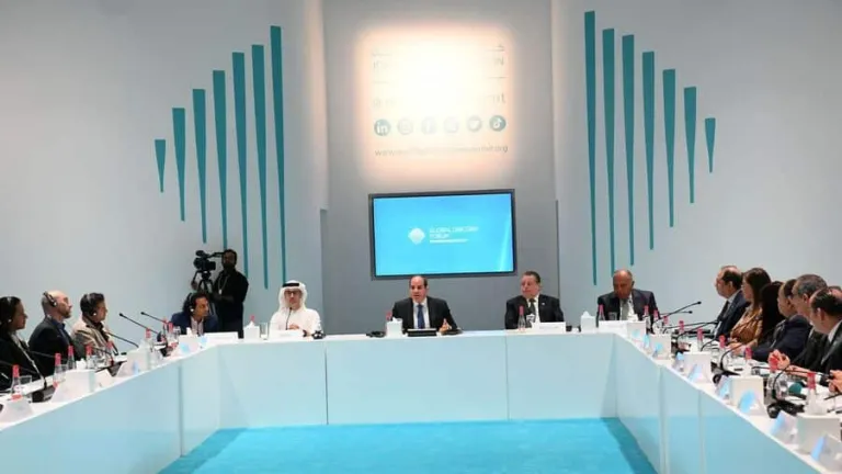 الرئيس السيسي يشارك "المائدة المستديرة للشركات الناشئة المليارية" .. يوضح اهمية القطاع الخاص المصري والأجنبي