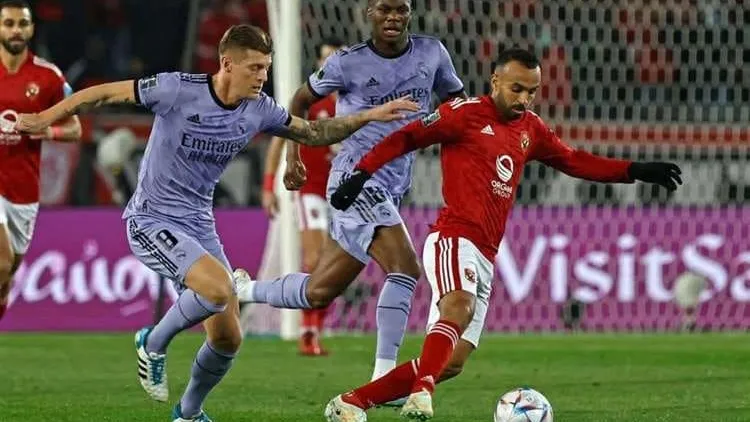مدرب ريال مدريد .. يعنف لاعبيه رغم فوزه .. لعبنا بالنار امام الاهلى