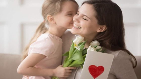 محتار تبعت ايه رسالة لوالدتك فى عيد الام .. تعرف على هذه الرئاسل