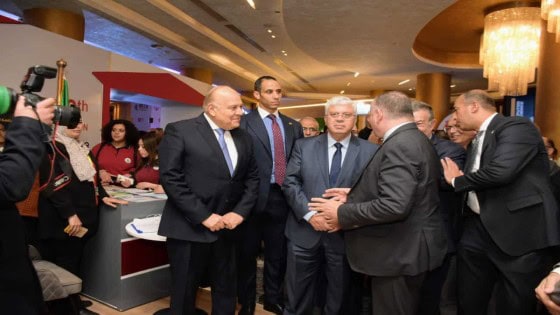 وزير التعليم العالى يفتتح جناح جامعة القاهرة بمعرض الملتقى الدولي للجامعات المصرية والعالمية EDU Gate