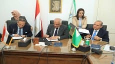 محافظ الجيزة يوقع بروتوكول تعاون مع بنكي مصر والاهلي المصري لتسويه احد الملفات الإستثمارية العالقة
