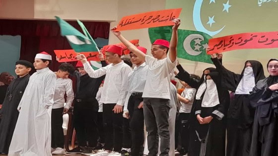 بفندق تيوليب .. صن للغات تحتفى وتكرم أوائل طلابها وقيادات التعليم .. تبهر الحضور بإحتفالية رائعة