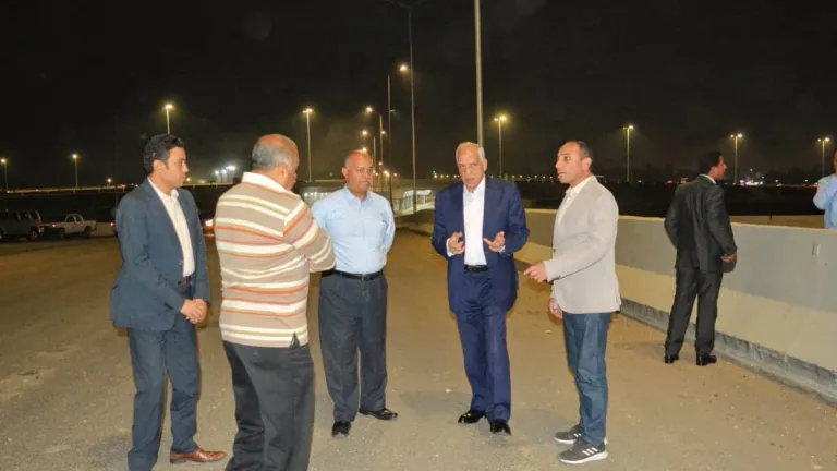 جوله مسائية مفاجئة لمحافظ الجيزة بمركز كرداسة