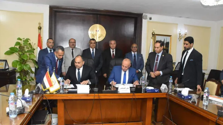 بالصور .. توقيع بروتوكول تعاون بين وزارة التموين ووزارة الإنتاج الحربي فى هذا الشأن