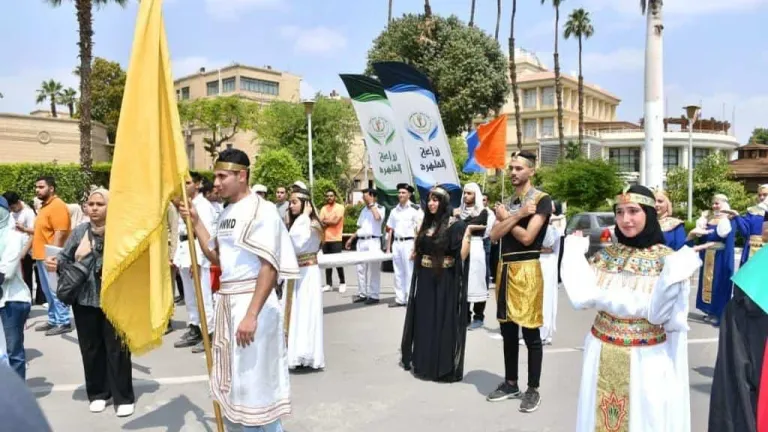 افتتاح مهرجان الأنشطة الطلابية بجامعة القاهرة تحت شعار "خيرها علينا .. لينا مكان"