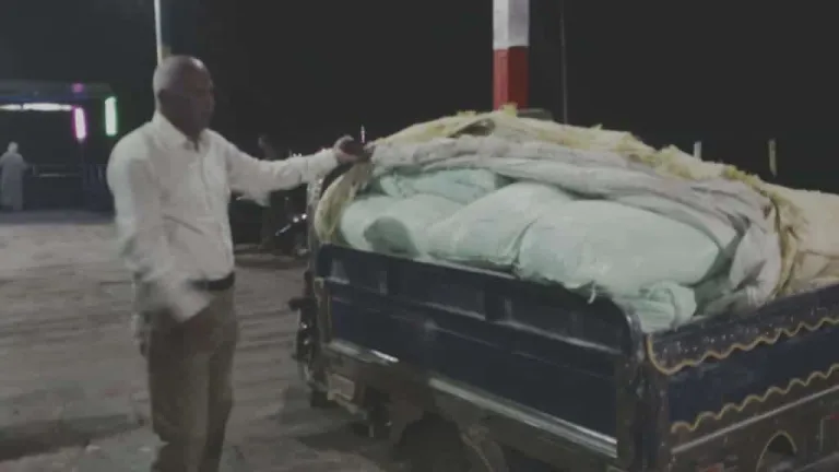 رئيس مركز ومدينة العياط :  ضبط طن دقيق بلدي مدعم قبل تهريبه وبيعه بالسوق السوداء