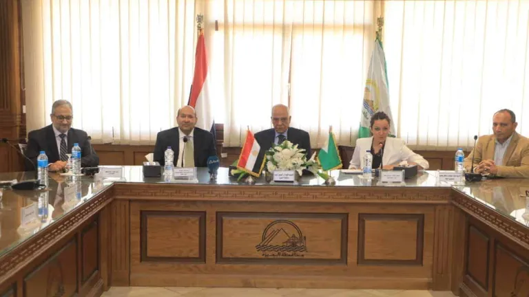 محافظ الجيزة يعلن تفاصيل الإشتراك بالنسخة الثانية من المبادرة الوطنية للمشروعات الخضراء الذكية .. هذه هى اهم اهدافها