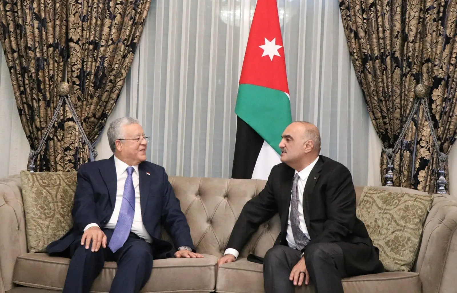 الدكتور حنفي جبالي يلتقي رئيس مجلس الوزراء الأردني