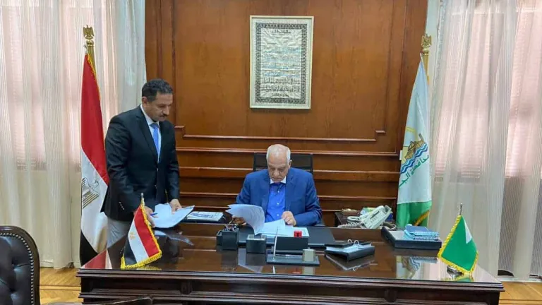 محافظ الجيزة يعتمد تنسيق القبول للثانوي العام بحد أدنى ٢٢٥ درجة