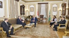 الخشت يبحث سبل تعزيز العلاقات البحثية والأكاديمية بين جامعة القاهرة وجامعات باراجواى بأمريكا اللاتينية
