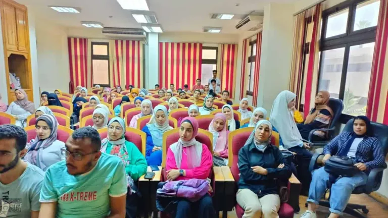 تكنولوجيا الأغذية ينظم برنامج تدريبي مجاني لطلاب زراعة عين شمس