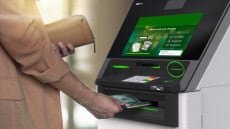 اتبع هذه الإجراءات عند انقطاع التيار الكهرباء أثناء استخدام ماكينة ATM