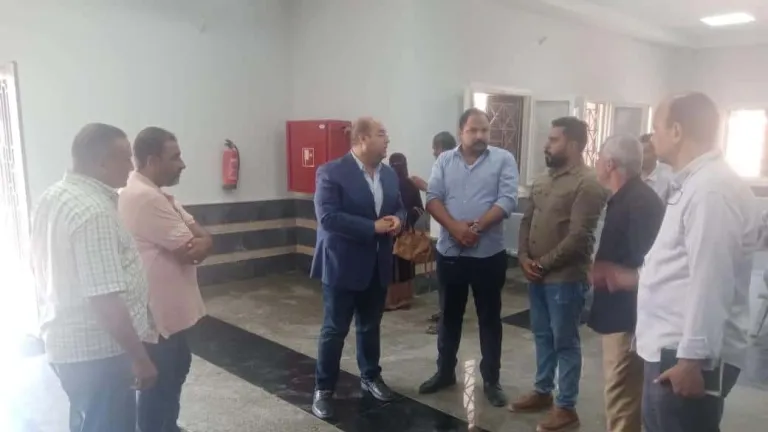 لليوم الثانى على التوالى .. الشهابى يواصل جولاته الميدانية لمتابعة تشغيل مجمعات الخدمات الحكومية بمركز أطفيح
