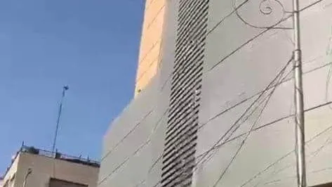 جامعة القاهرة: حريق محدود جدا بالواجهة الأمامية لمعهد الأورام