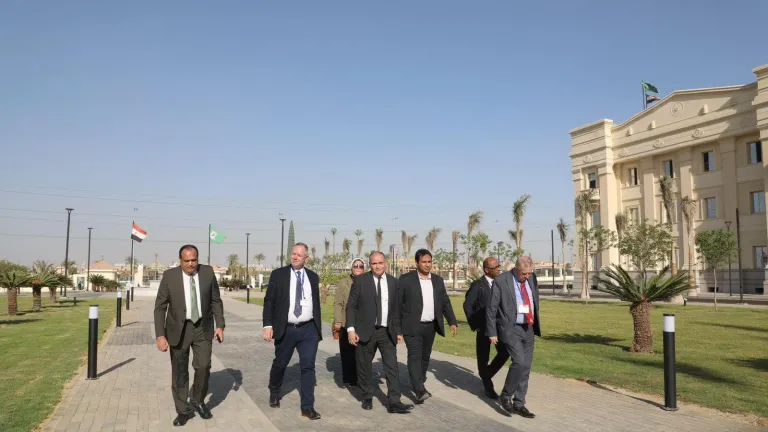 لهذه الاسباب .. وفد من الجامعات البريطانية يزور جامعة القاهرة الدولية بمدينة 6 أكتوبر