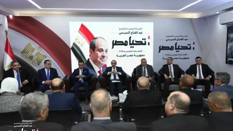 بمقرها الرسمى .. حملة المرشح الرئاسى عبد الفتاح السيسى: تستقبل وفدًا من الاتحاد العام للغرف التجارية