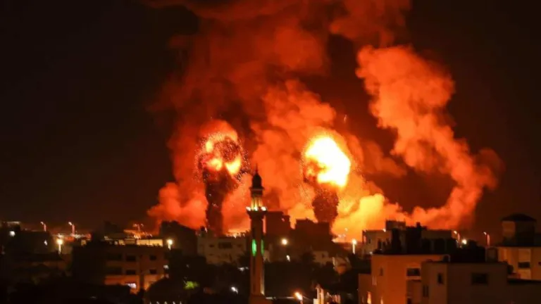 493 شهيدا فلسطينياً بينهم 91 طفلا و61 امرأة في غارات إسرائيلية