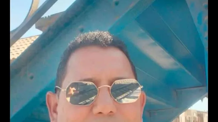 امين شرطة بمباحث الحوامدية يعثر على حقيبه بها 80 الف جنيه داخل توكتوك .. هذا ما فعله رئيس المباحث