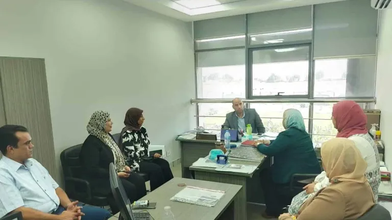 وزارة العمل: جولة ميدانية لمتابعة خدمات مكتب تراخيص عمل الأجانب بالإسماعيلية