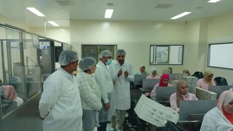 العمل: تفتيش على منشآت ذات كثافة عمالية للتأكد من تنفيذ القانون