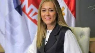 الخشت يوجه الشكر لـ"د.رشا راغب" .. الاخيرة ترد الفرع الدولي لجامعة القاهرة خطوة هامة نحو التوسع في برامج التعليم المرتبطة بوظائف المستقبل وتكنولوجيات العصر