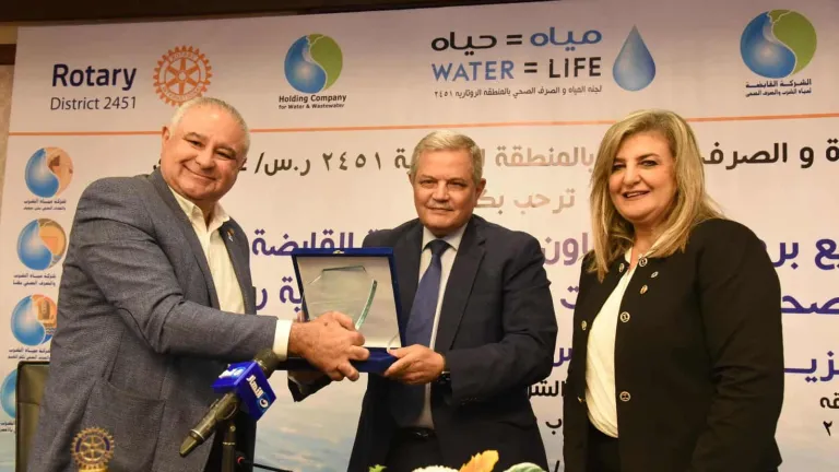 رئيس "القابضة للمياه" يشهد توقيع بروتوكول تعاون بين الاتحاد النوعي للأندية الروتارية و8 شركات تابعة لتنفيذ وصلات مياه الشرب والصرف الصحي