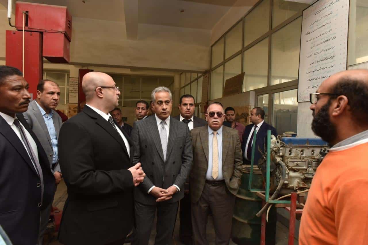 وزير العمل يزور مركز تدريب مهني شرق النيل ببني سويف.. يعطى توجيهات فورية| صور