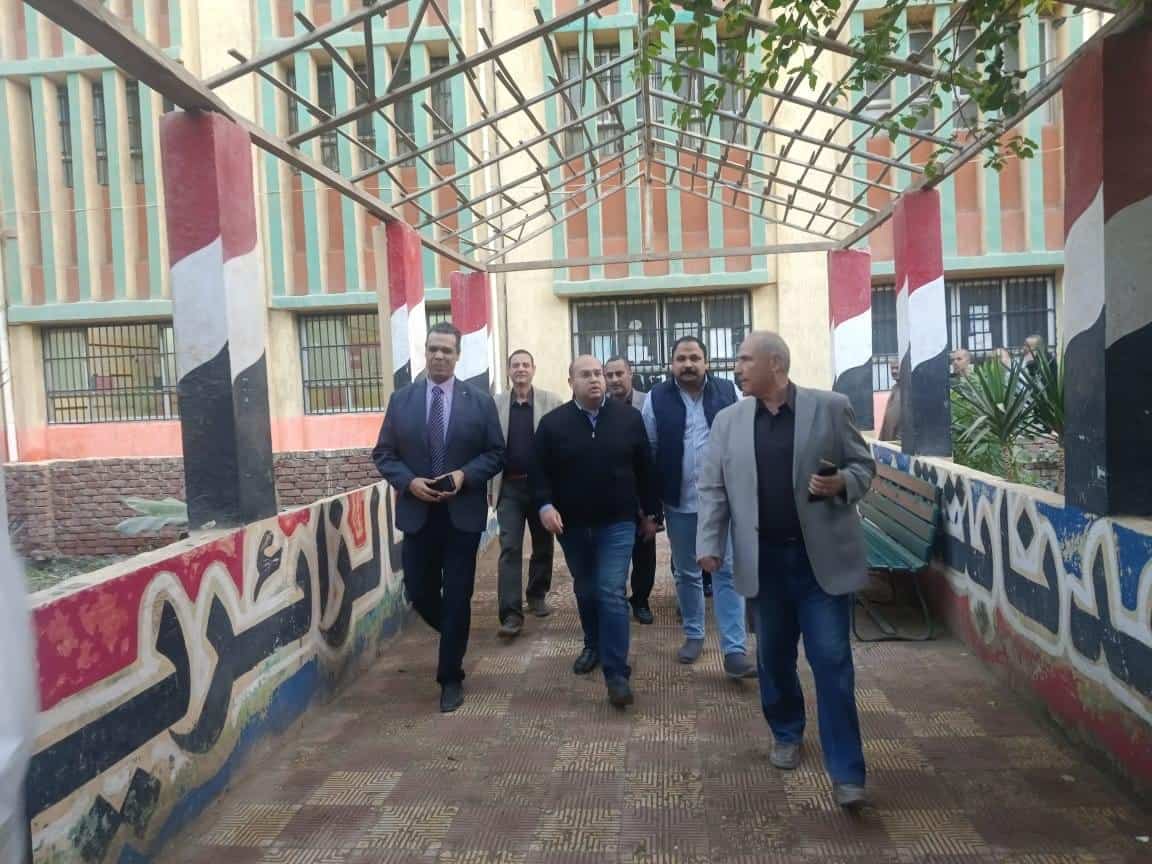 للاستعداد للانتخابات الرئاسية .. هذا ما فعله نائب محافظ الجيزة بمركزي الصف وأطفيح