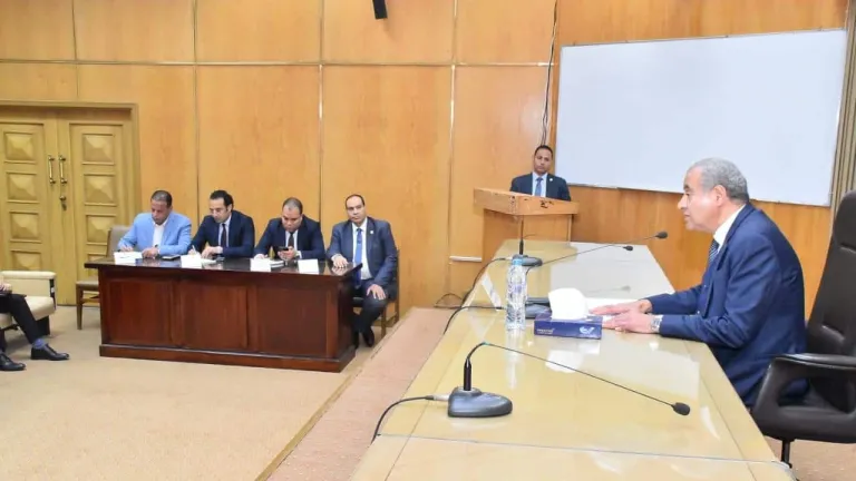 وزير التموين .. هذا موعد افتتاح معارض اهلا رمضان .. يشدد على مدراء المديريات