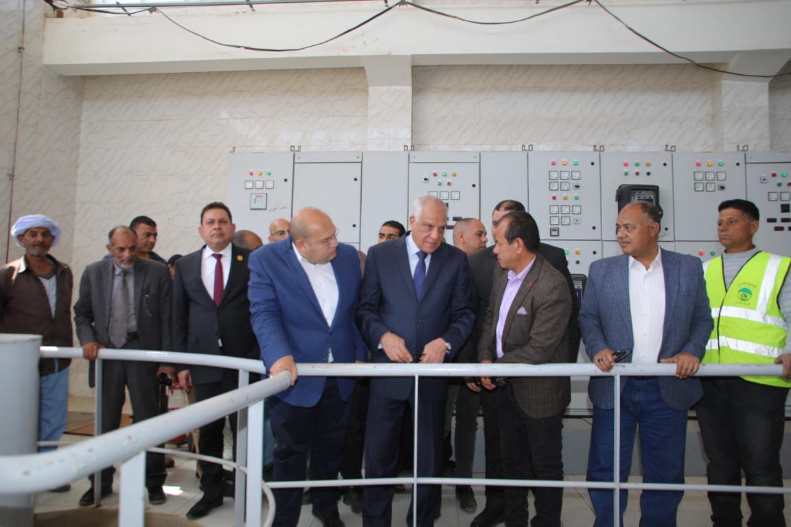 محافظ الجيزة يفتتح محطات رفع الصرف الصحى بالحوامدية والبدرشين .. اليك اهم التفاصيل