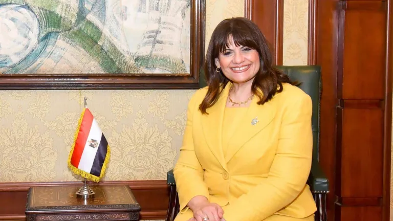 بشرى للمصريين بالخارج .. فتح باب التسجيل بمبادرة تسوية الموقف التجنيدي فى هذا الموعد