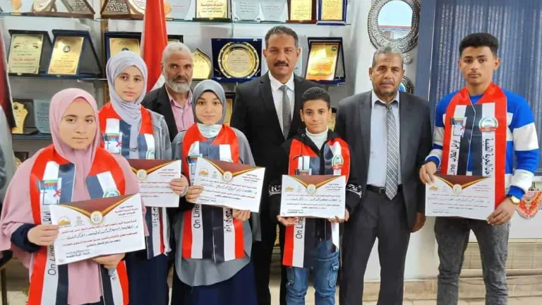 وكيل وزارة التربية والتعليم بالجيزة .. يعلن الفائزين فى نهائى مسابقه أوائل الطلبة للمرحلة الإعدادية