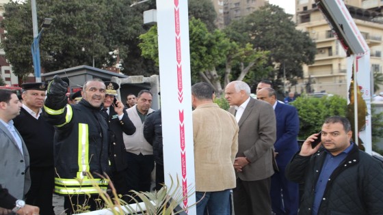 حريق فى باخرة نيلية بشارع النيل السياحي .. محافظ الجيزة يتواجد ميدانيا