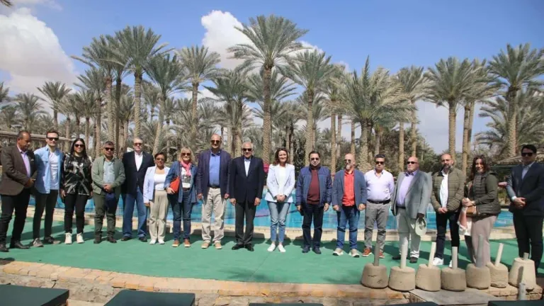 حدث بالبدرشين .. محافظ الجيزة يستقبل سفراء دول أمريكا اللاتينية خلال زيارتهم للمنطقة الاثرية والمزارات السياحية .. تعرف على اهم التفاصيل