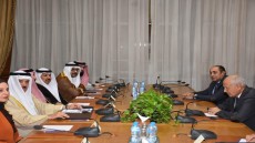 أبو الغيط يستقبل رئيس مجلس النواب البحريني .. يؤكد على هذا