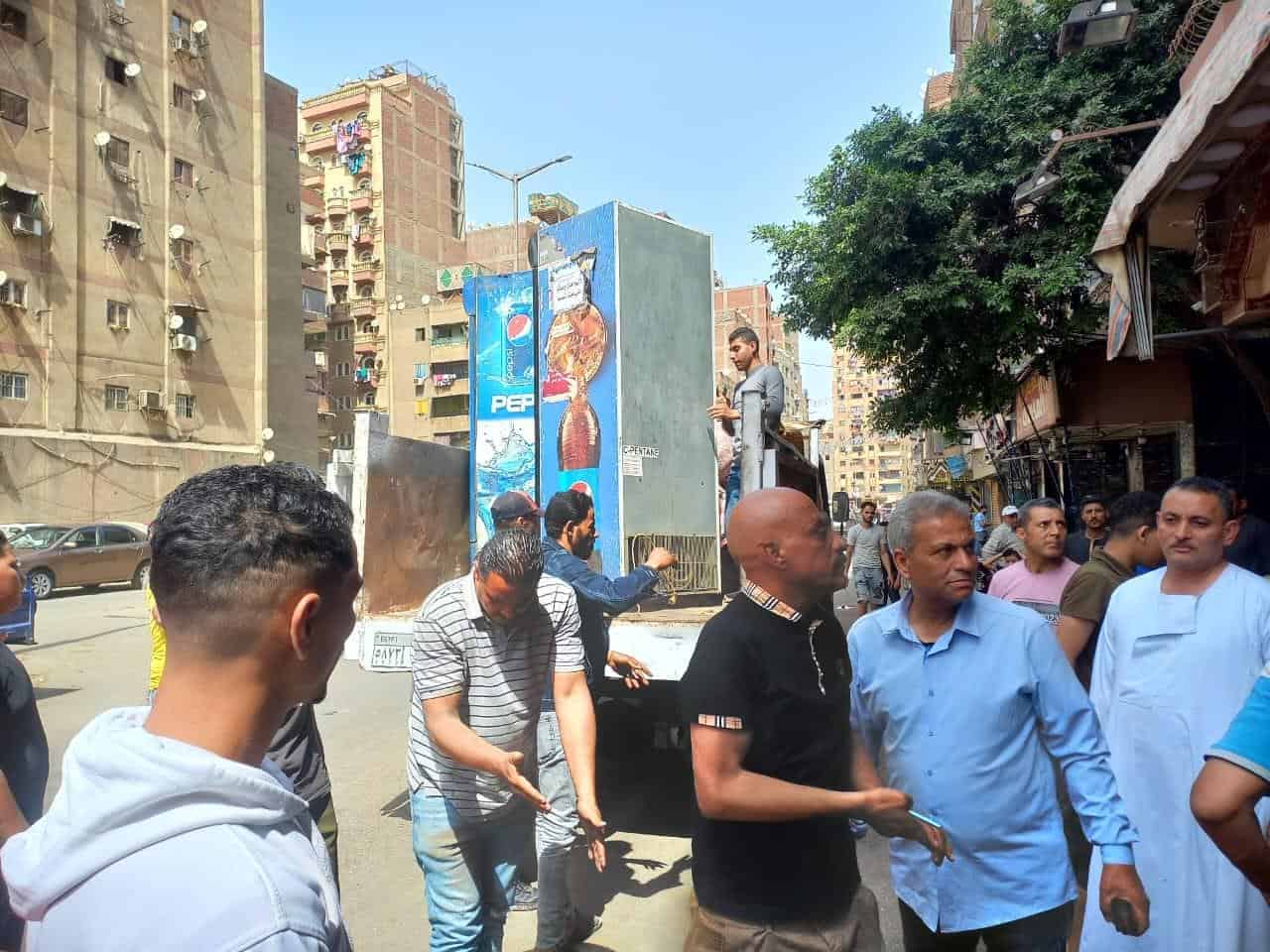 الجيزة تستجيب لشكاوي سكان شارع حسين مهران ومتفرعاته .. حملات مكبرة لرفع الاشغالات وتعديات المحال التجارية