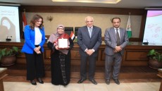 بالاسماء .. محافظ الجيزة يكرم الأمهات المثاليات علي مستوي المحافظة