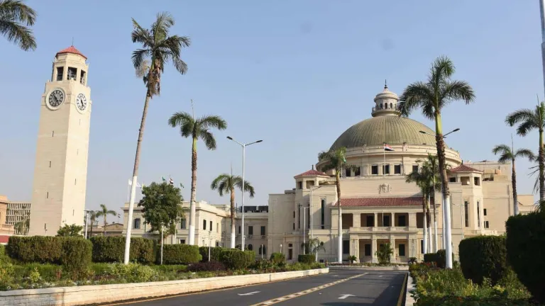من القاعات إلى سوق العمل .. اليوم الثاني بملتقى توظيف جامعة القاهرة يصنع الفرص ويقود الشباب نحو المستقبل